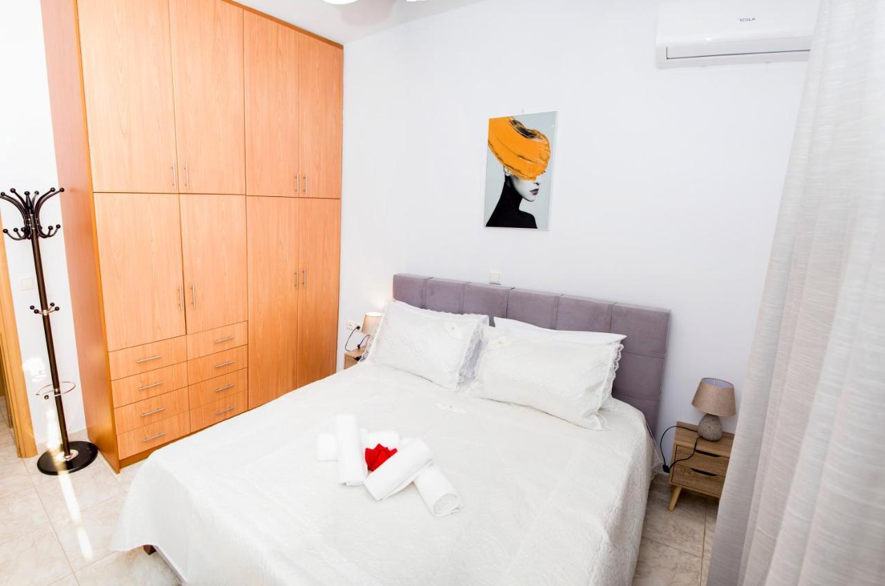 Marietta City Center Apartments Nafplio Bagian luar foto