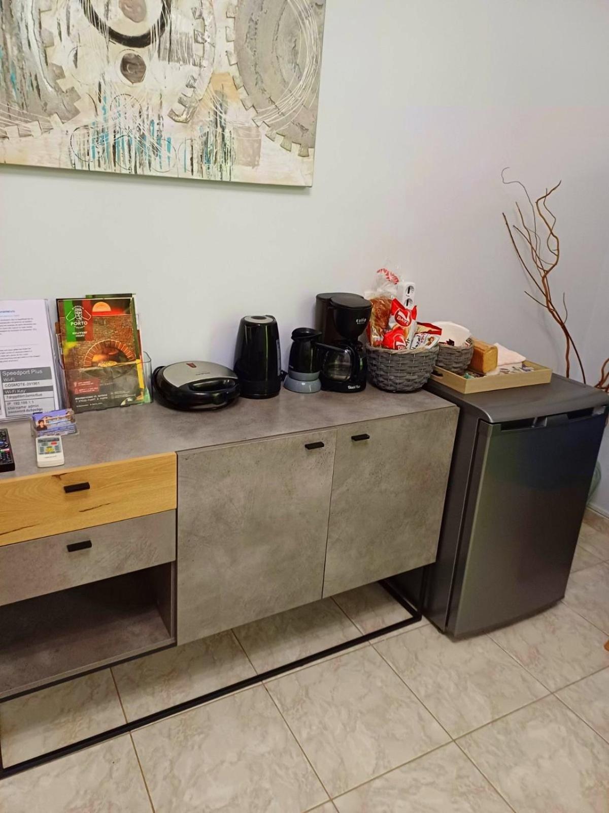 Marietta City Center Apartments Nafplio Bagian luar foto